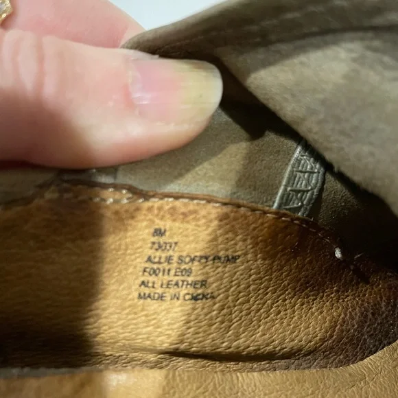 FRYE 8 Allie Softy Pump sage-gray heels booties - Picture 7 of 9